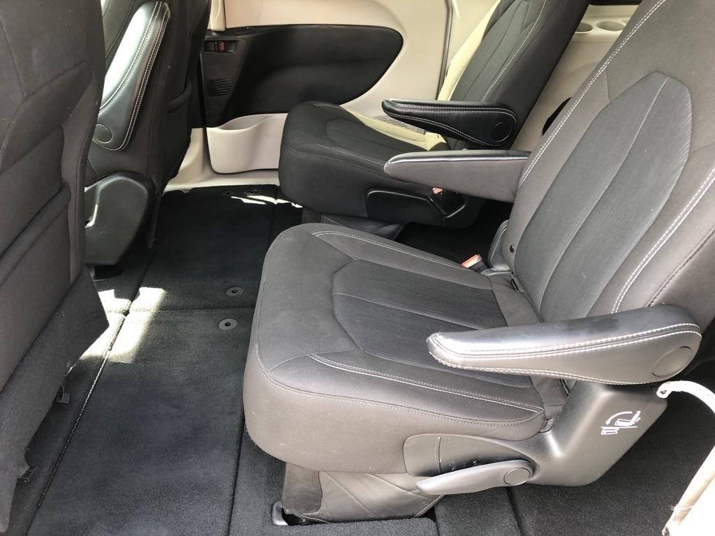 Chrysler Voyager  2024