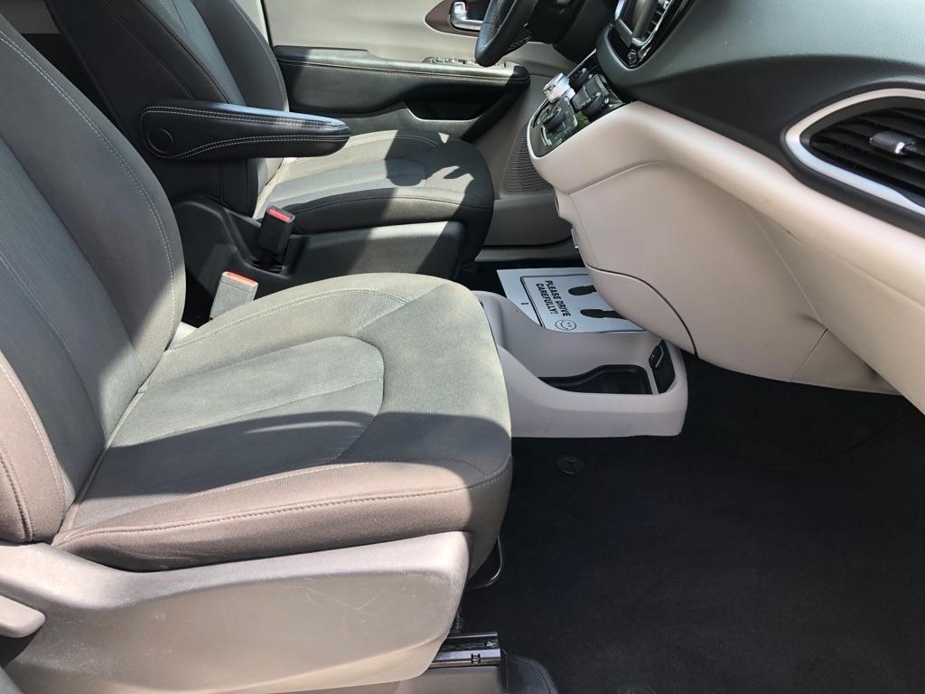 Chrysler Voyager  2024