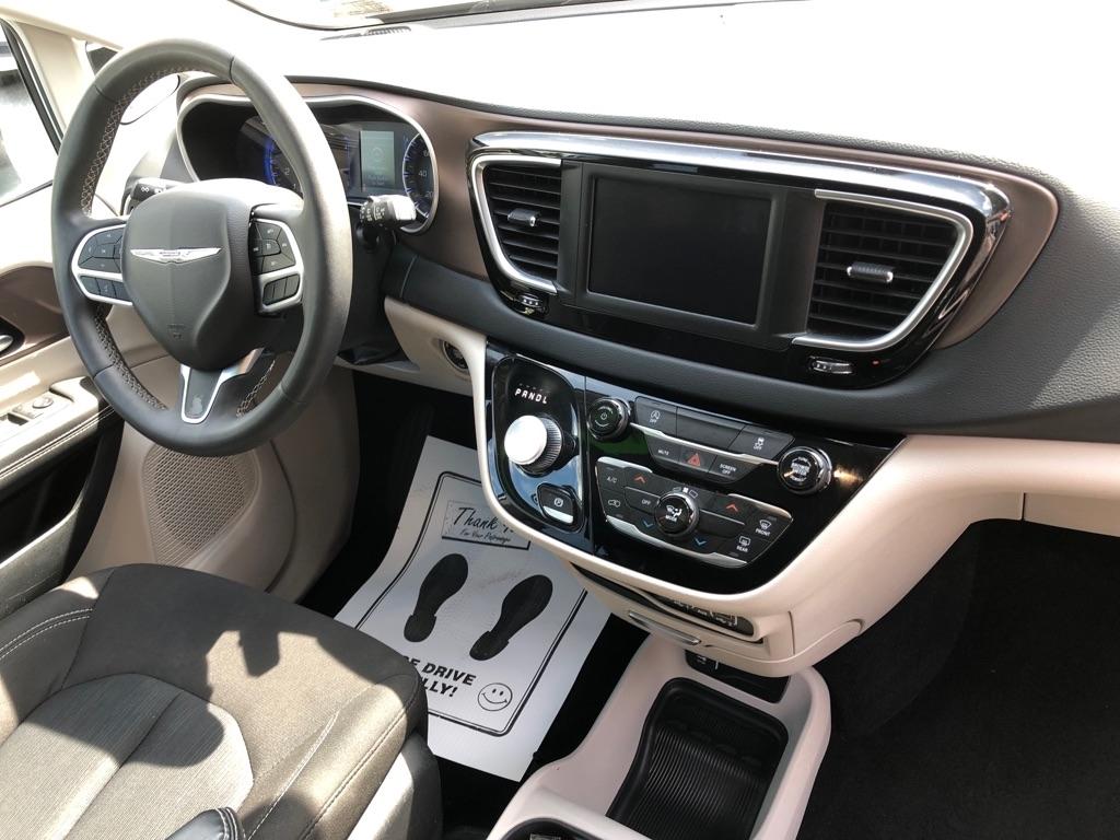 Chrysler Voyager  2024