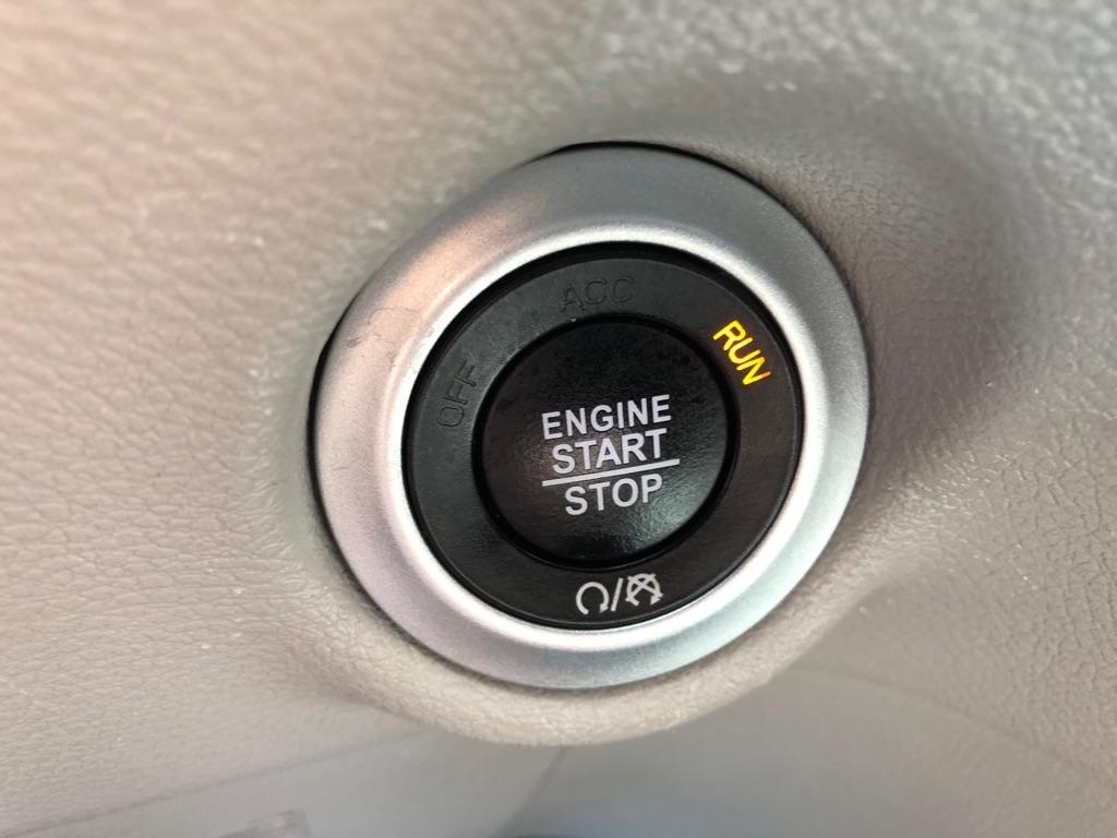 Chrysler Voyager  2024