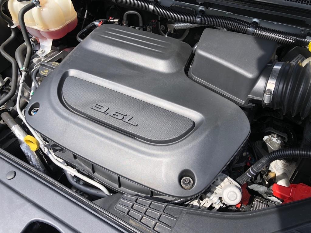 Chrysler Voyager  2024
