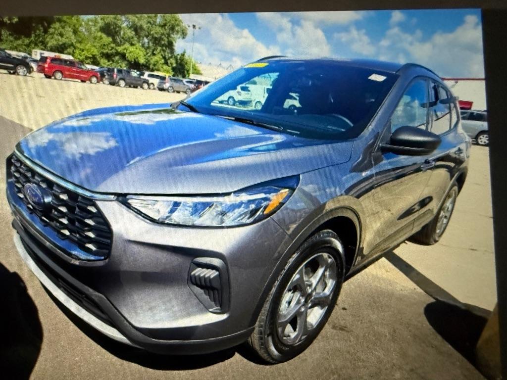 Ford Escape  2025