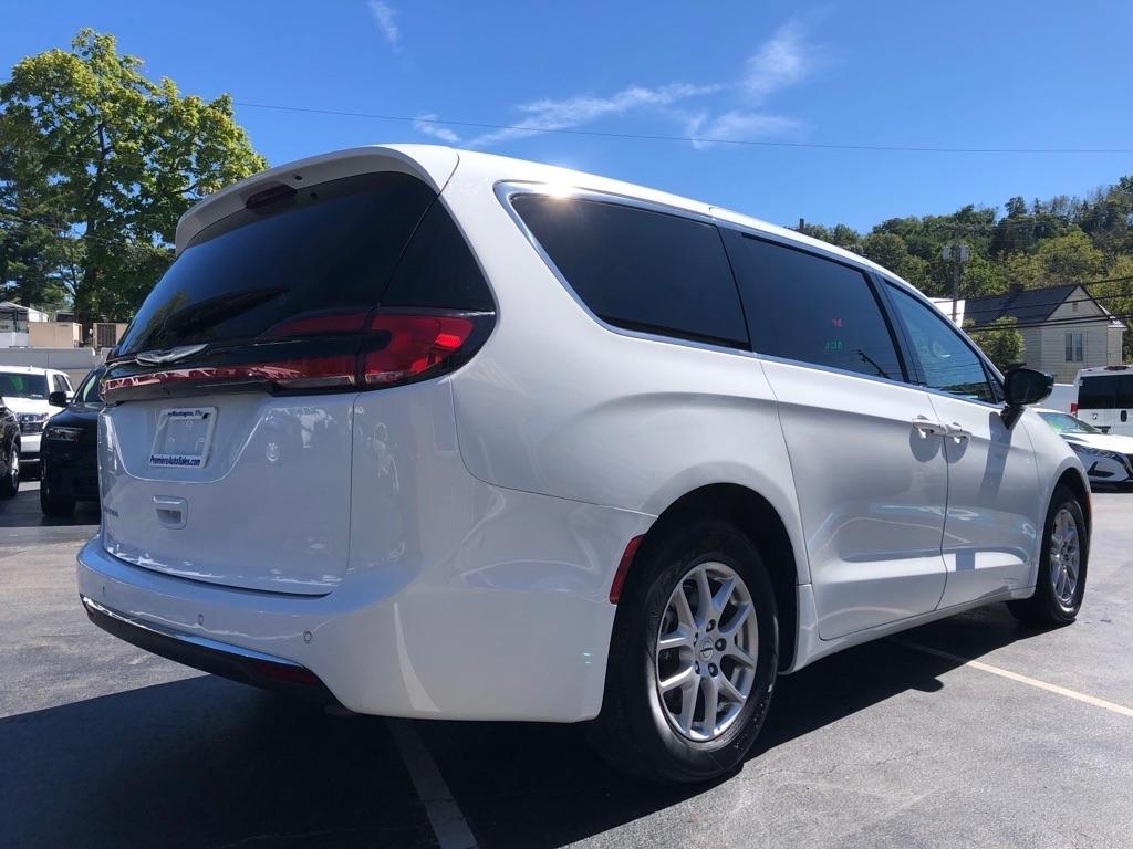 Chrysler Pacifica  2024
