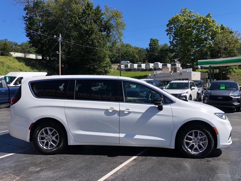 Chrysler Pacifica  2024