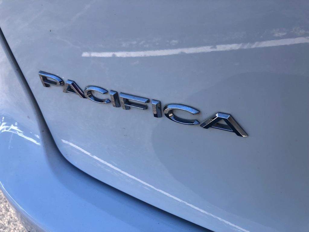 Chrysler Pacifica  2024