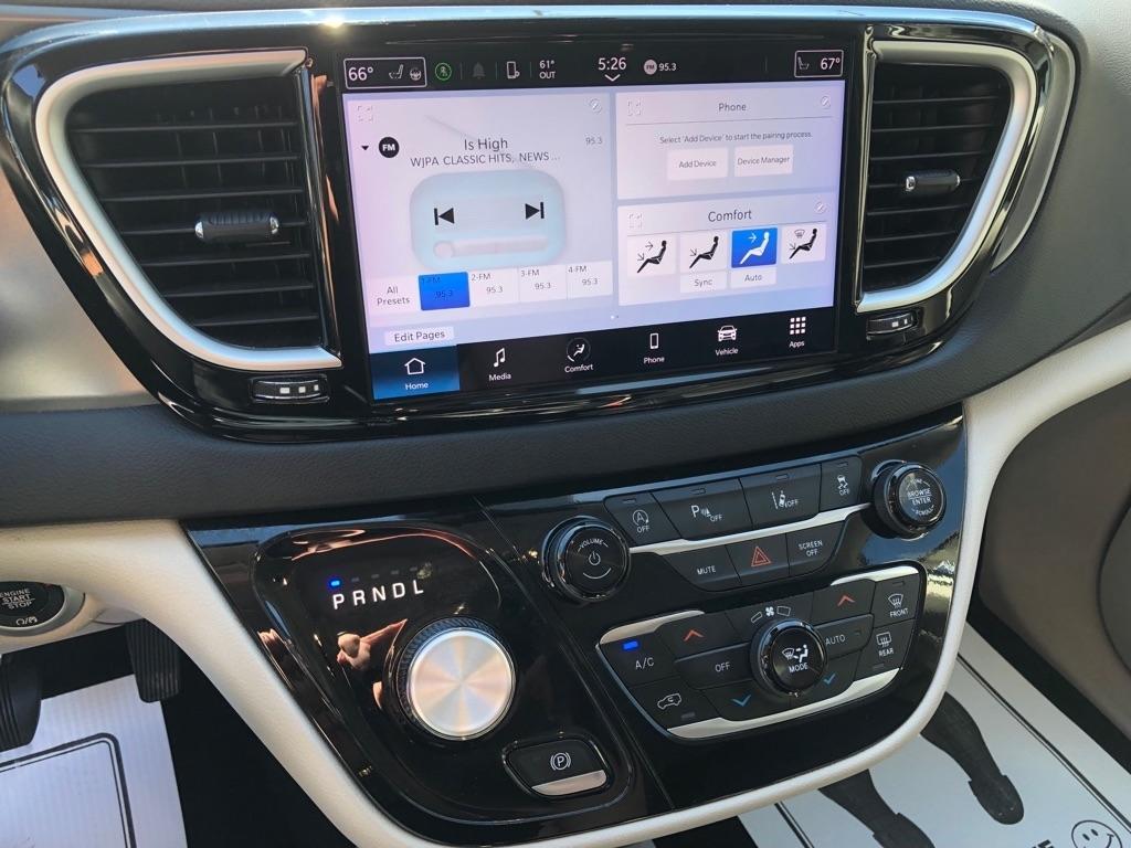 Chrysler Pacifica  2024