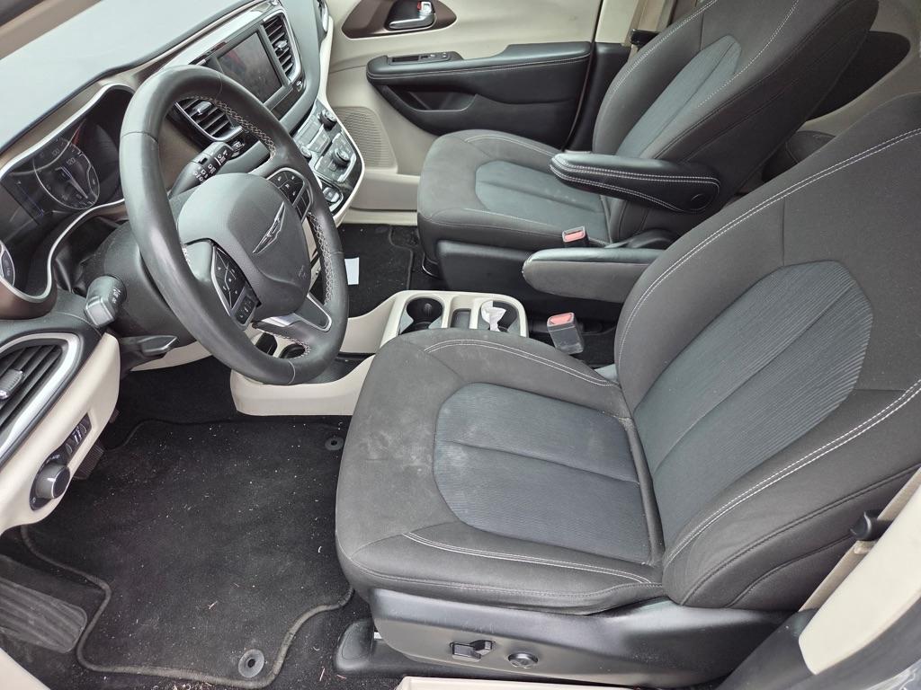 Chrysler Voyager  2023