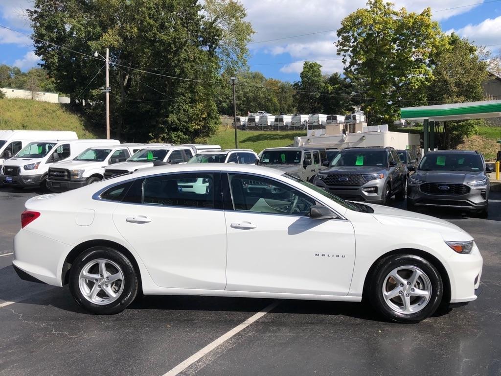 Chevrolet Malibu  2018