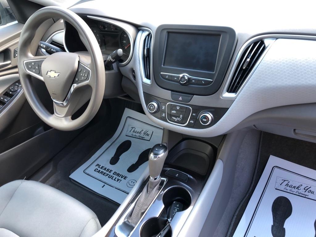 Chevrolet Malibu  2018