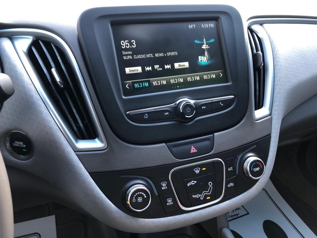 Chevrolet Malibu  2018