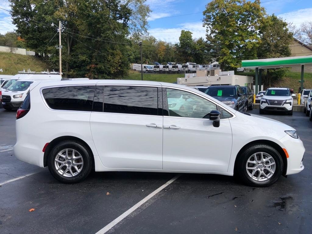 Chrysler Pacifica  2024