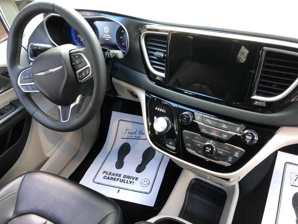 Chrysler Pacifica  2024