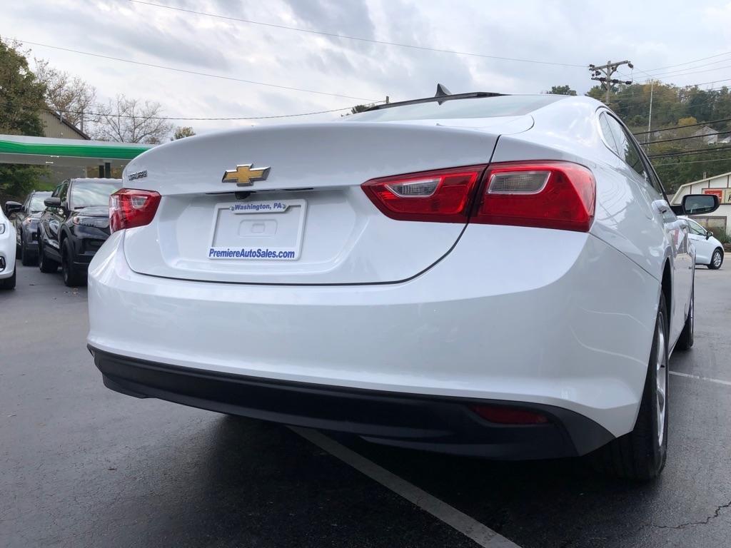 Chevrolet Malibu  2018
