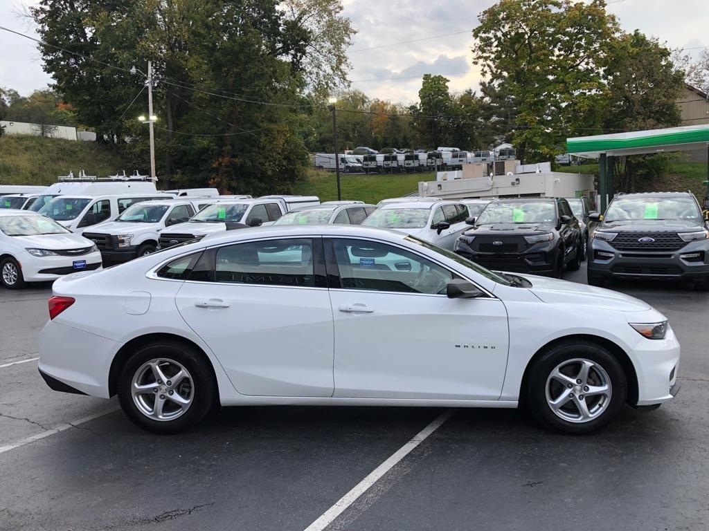 Chevrolet Malibu  2018