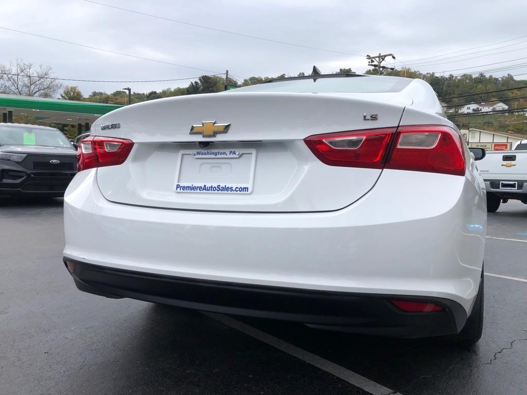 Chevrolet Malibu  2016