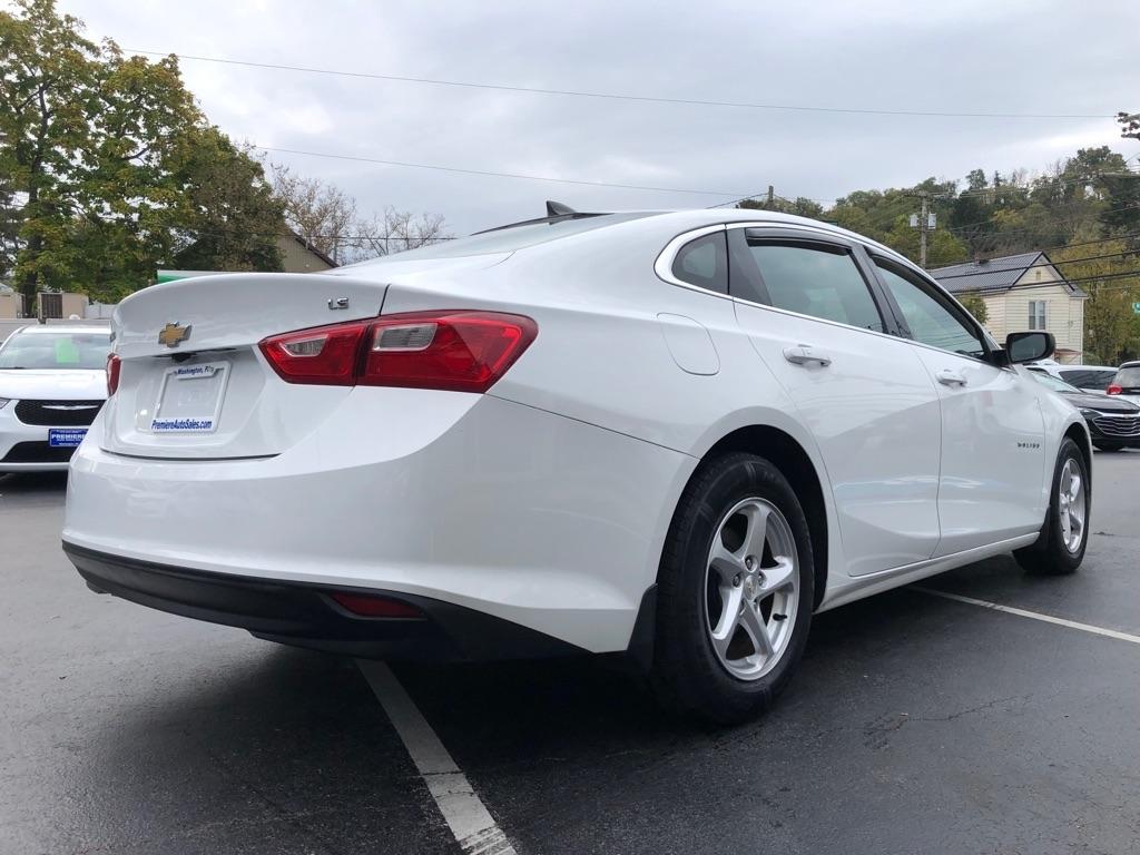 Chevrolet Malibu  2016