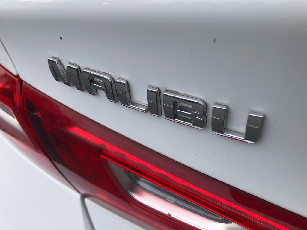 Chevrolet Malibu  2016