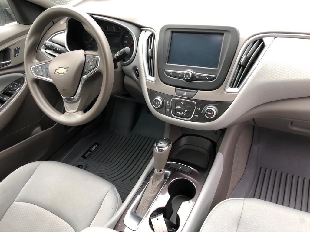 Chevrolet Malibu  2016