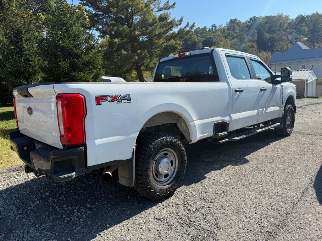 Ford F-250 SD  2023