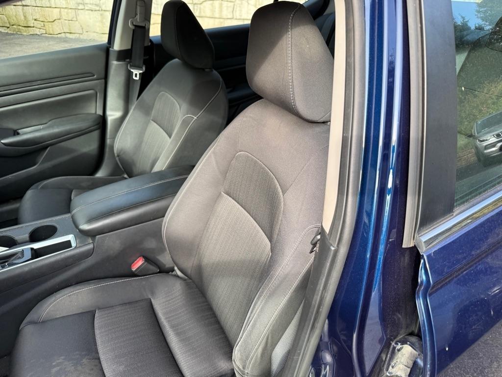 Nissan Altima  2022