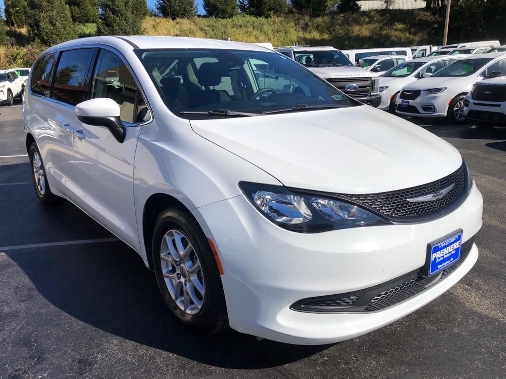 Chrysler Voyager  2023