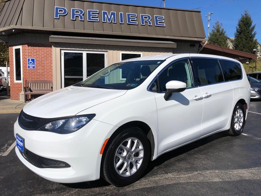 Chrysler Voyager  2023