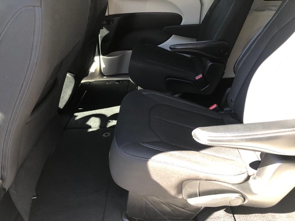 Chrysler Voyager  2023