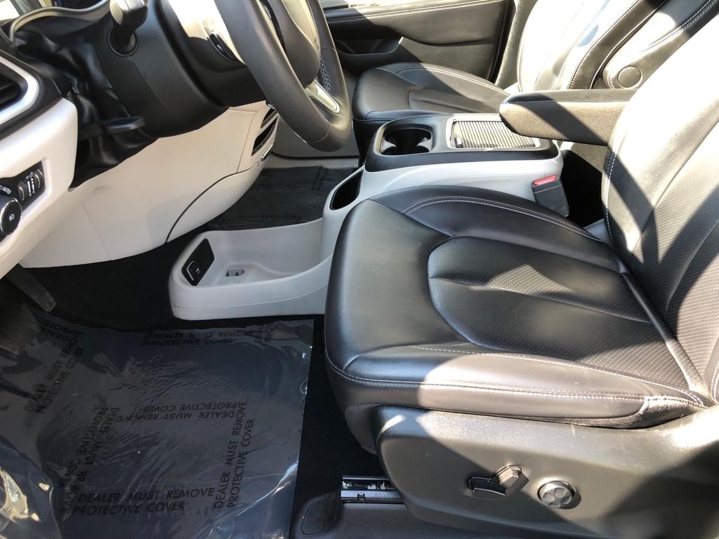 Chrysler Pacifica  2024