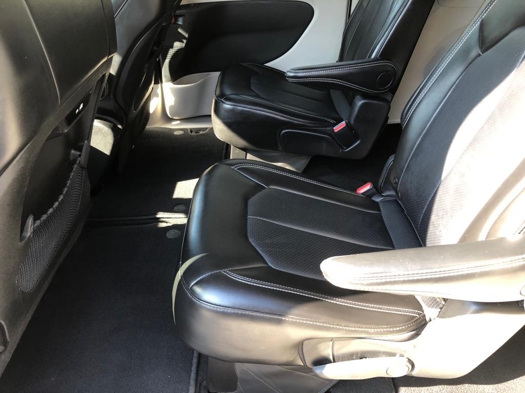 Chrysler Pacifica  2024