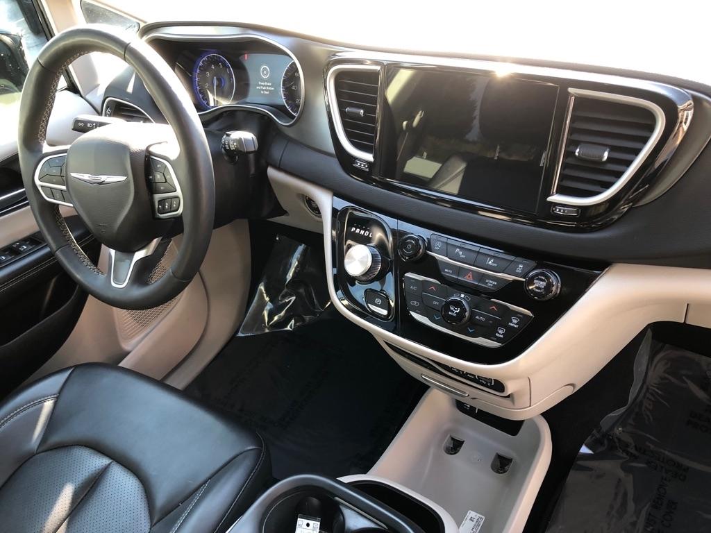 Chrysler Pacifica  2024