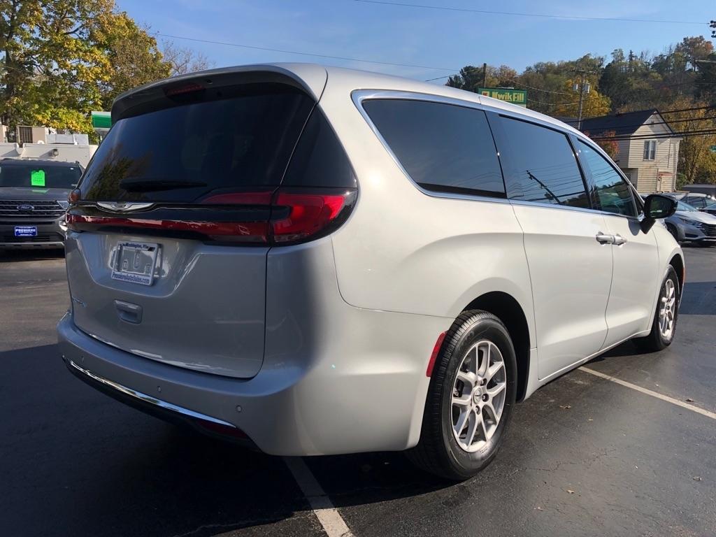 Chrysler Pacifica  2024