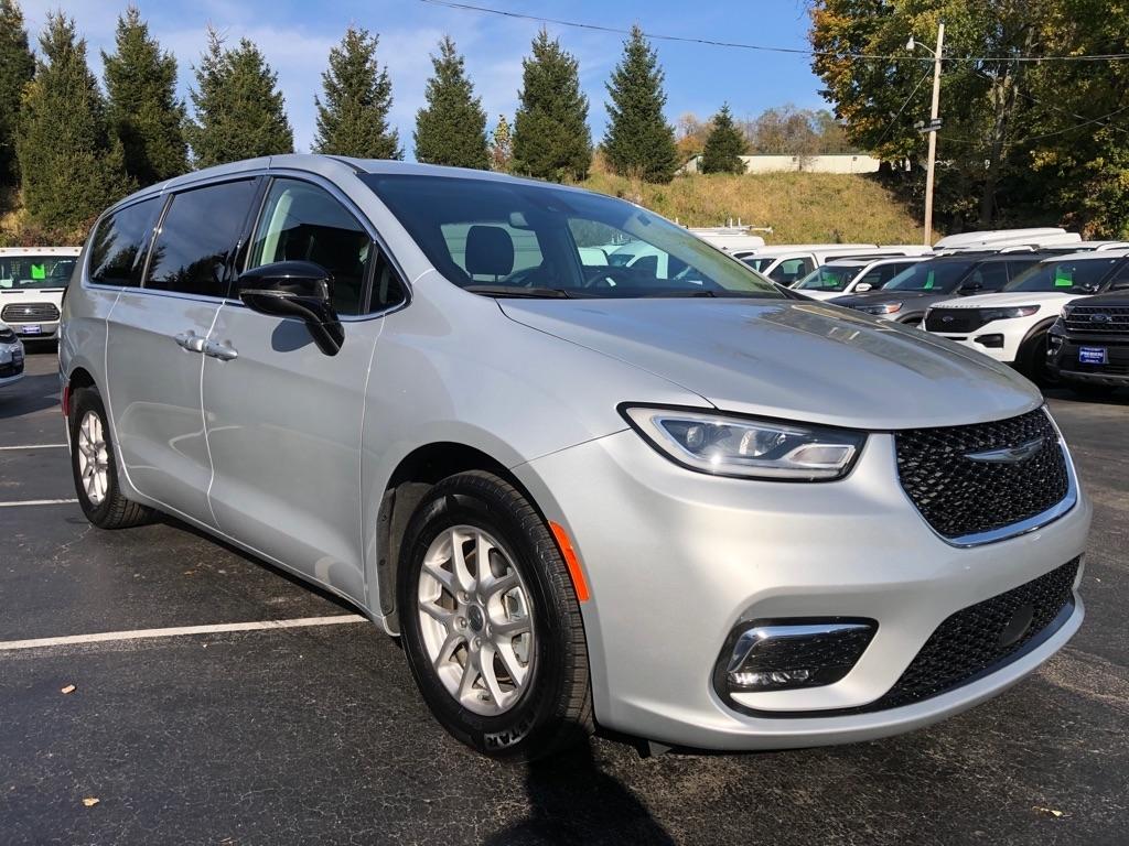 Chrysler Pacifica  2024