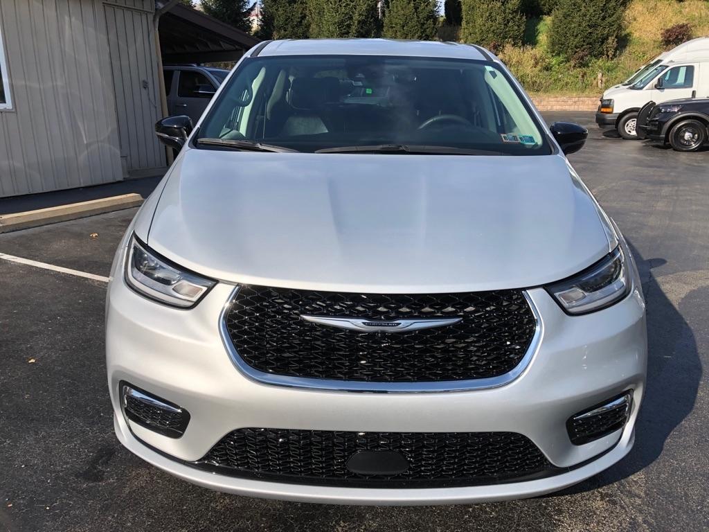 Chrysler Pacifica  2024