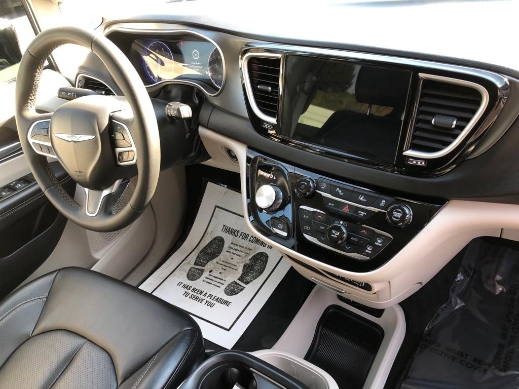 Chrysler Pacifica  2024