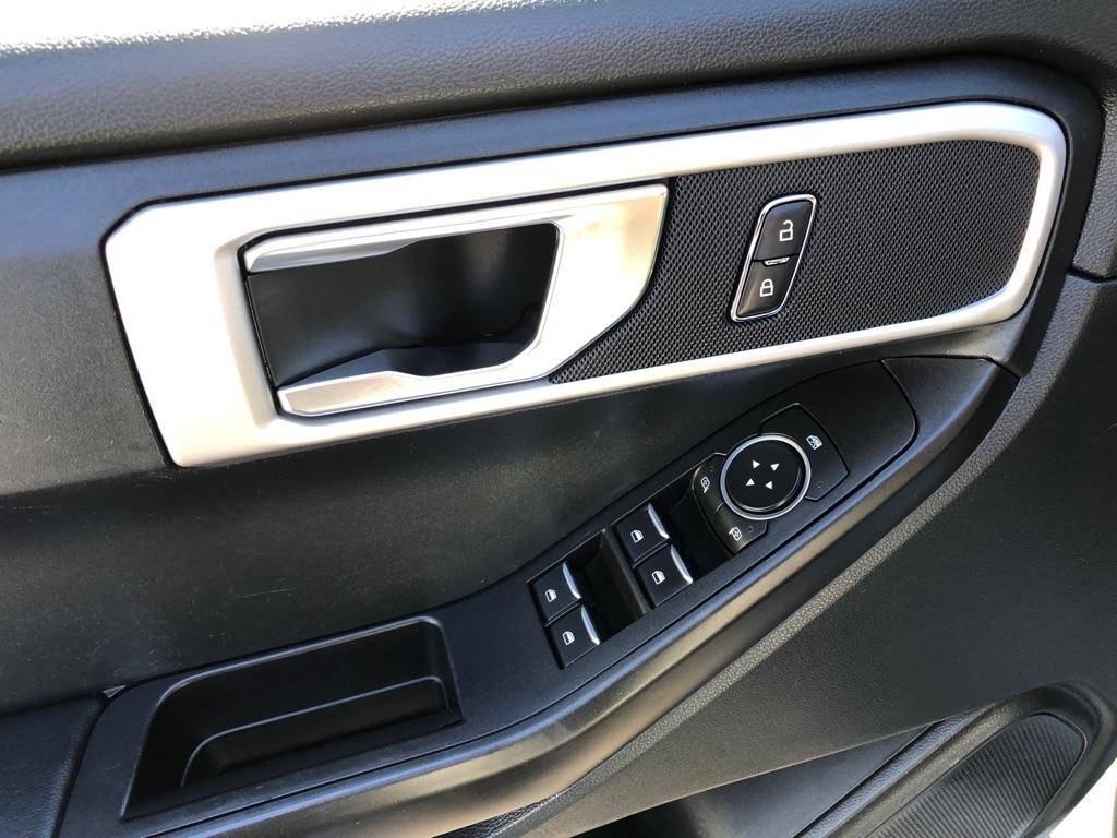 Ford Explorer  2021
