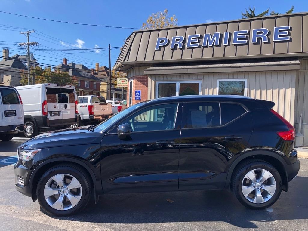 Volvo XC40  2022