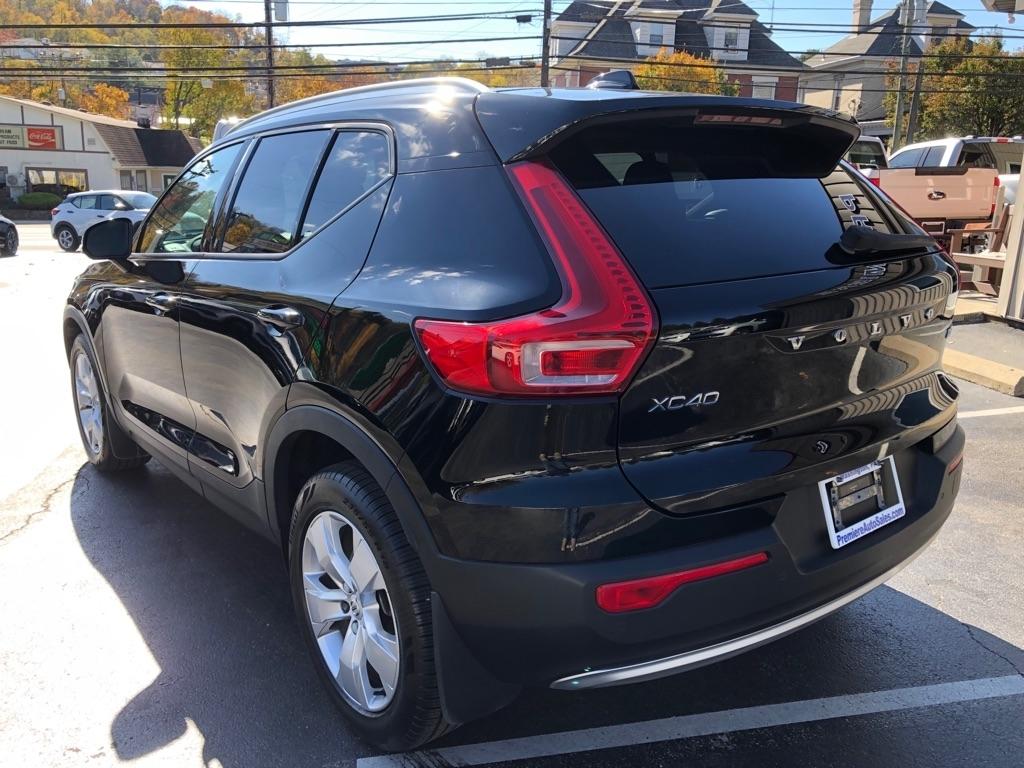 Volvo XC40  2022