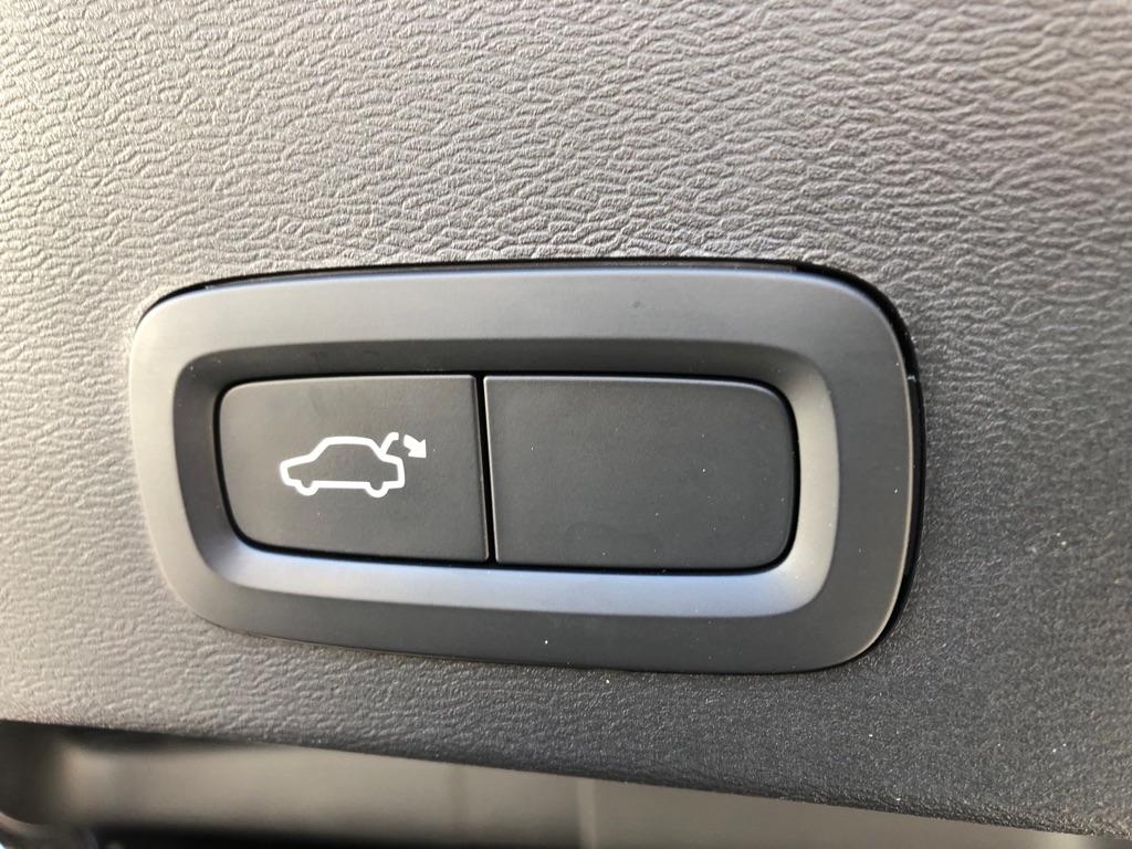 Volvo XC40  2022