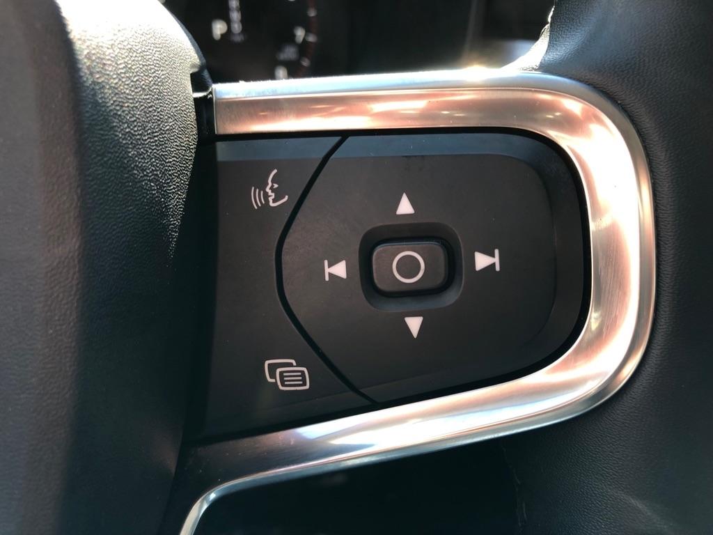 Volvo XC40  2022