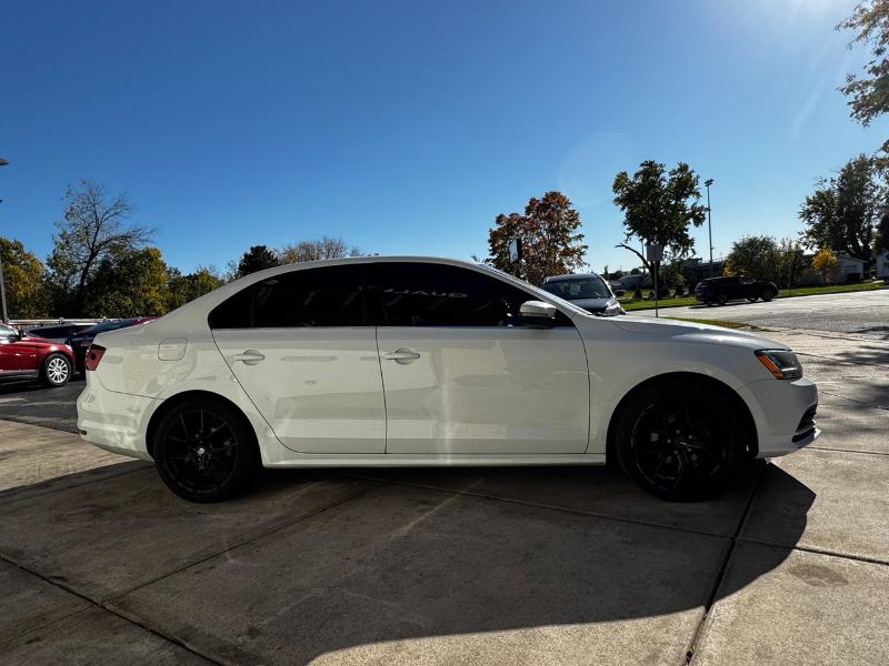 Volkswagen Jetta 1.4T SE 6A 2017