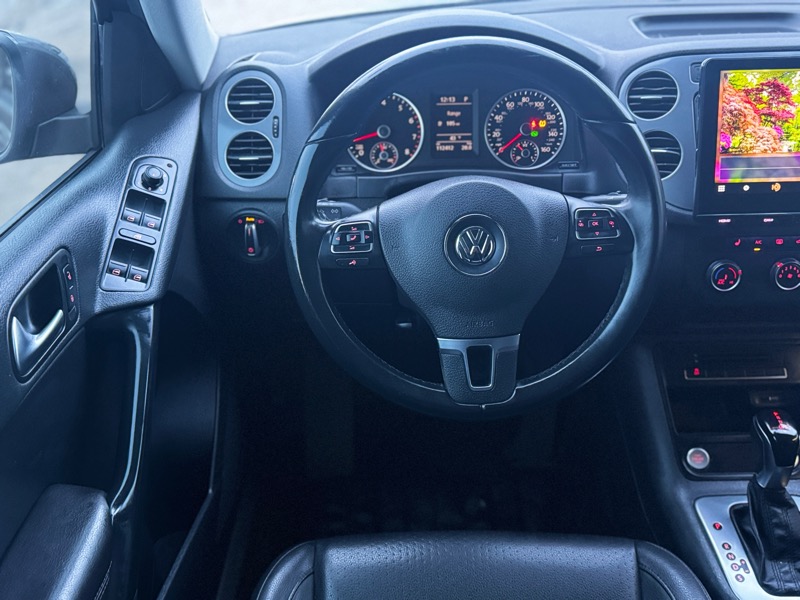 Volkswagen Tiguan SE 2016