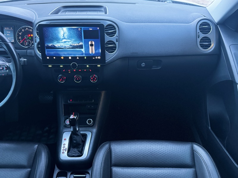 Volkswagen Tiguan SE 2016