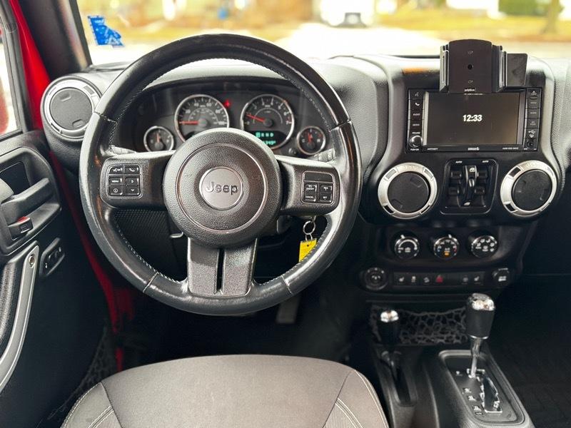 Jeep Wrangler Unlimited Sahara 4WD 2015