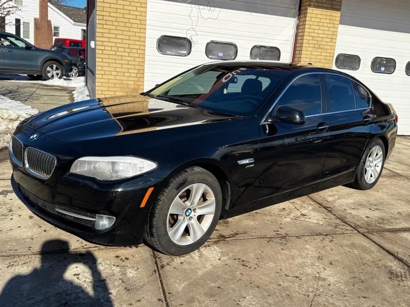 BMW 5-Series 528i xDrive 2012