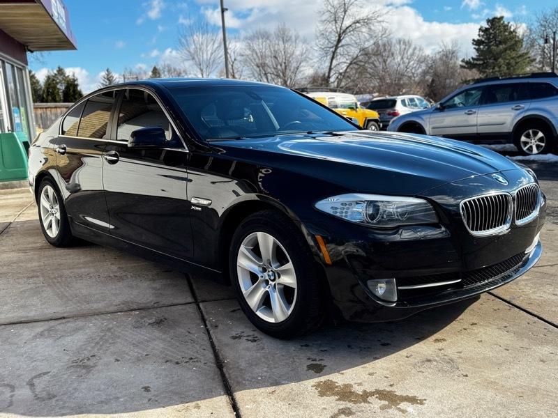 BMW 5-Series 528i xDrive 2012