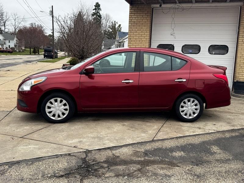 Nissan Versa 1.6 S 5M 2016