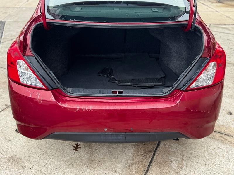 Nissan Versa 1.6 S 5M 2016