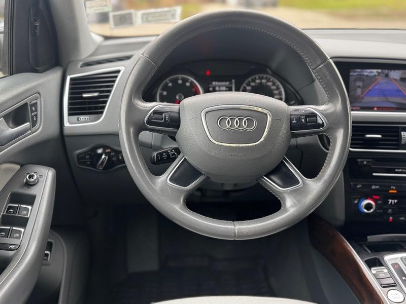 Audi Q5 2.0T Premium Plus quattro 2015