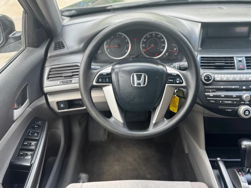 Honda Accord LX-P Sedan AT 2010