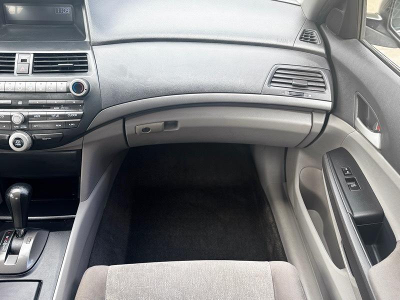 Honda Accord LX-P Sedan AT 2010